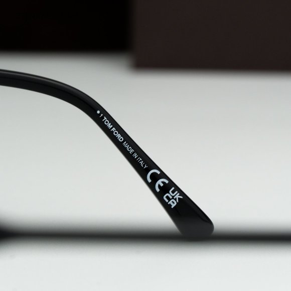 Tom Ford Women Eyeglasses Shiny Black Blue Block Square FT5768-B 001 BRAND NEW - Picture 6 of 8